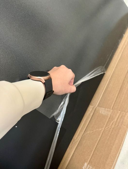 Czarne Nowe drzwi zewnętrzne