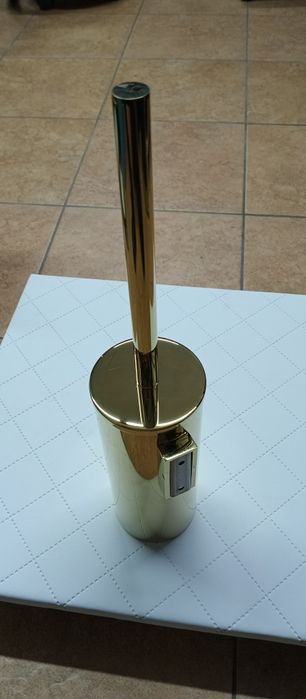 Szczotka toaletowa wisząca złota Omnires Modern Project MP60621GL