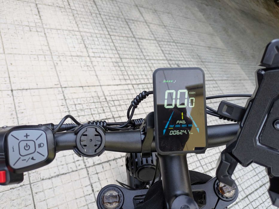 Bicicleta Eléctrica com motor duplo