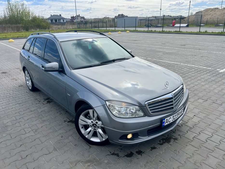Mercedes-Benz C-Class 2010