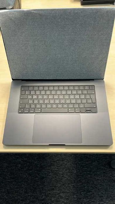 Apple MacBook Pro M3 Max 14C/30G 36/2TB