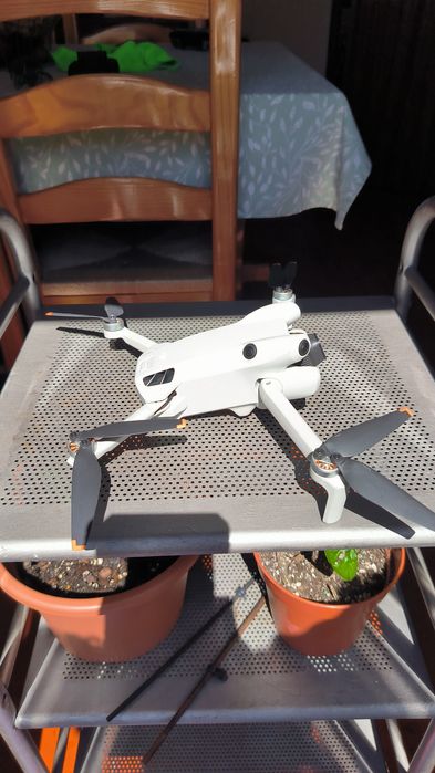 Drone - DJI mini 4 Pro