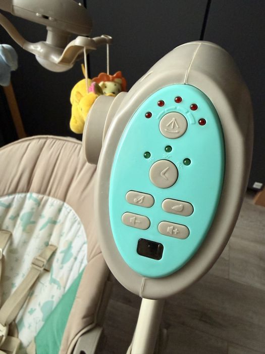 Заколисуючий центр, працює від павербанк та марежі