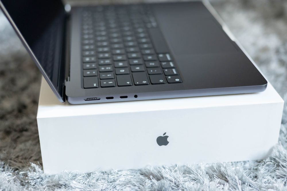 MacBook Pro 14’ M4 16GB 512GB Gwiezdna Czerń (Space Black)