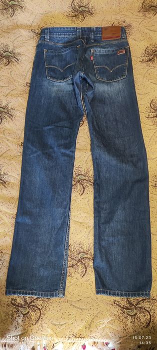 Джинси Levi's темно сині