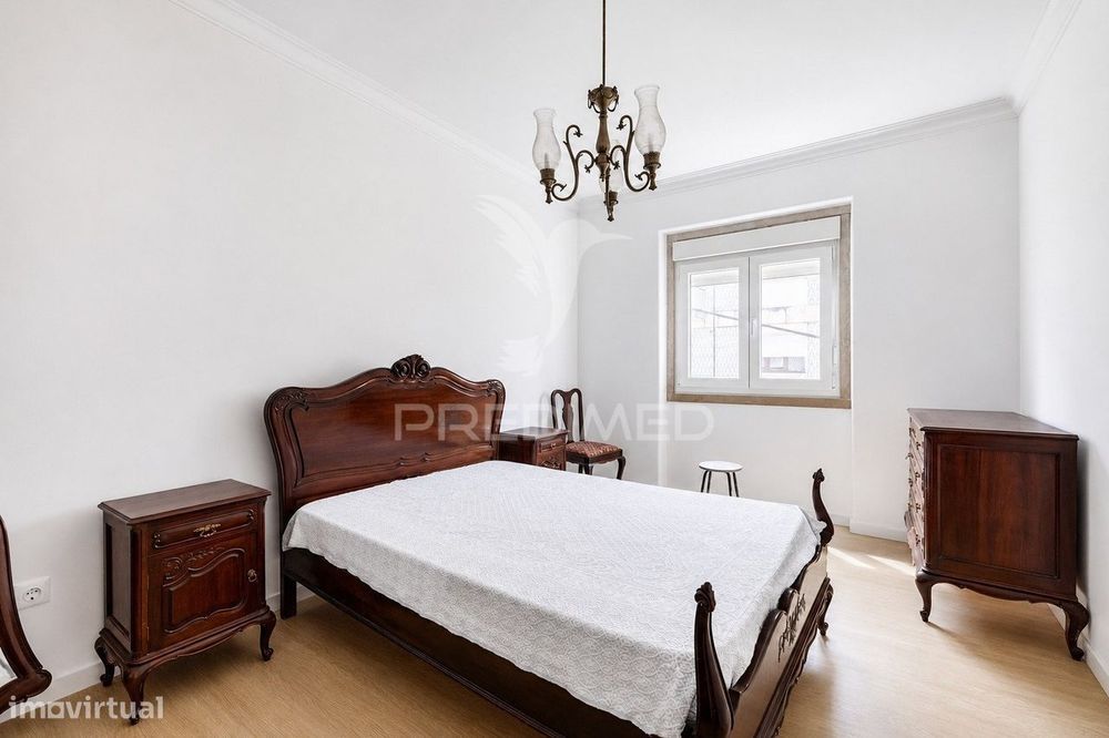 Apartamento T2 no Centro de Alcobaça