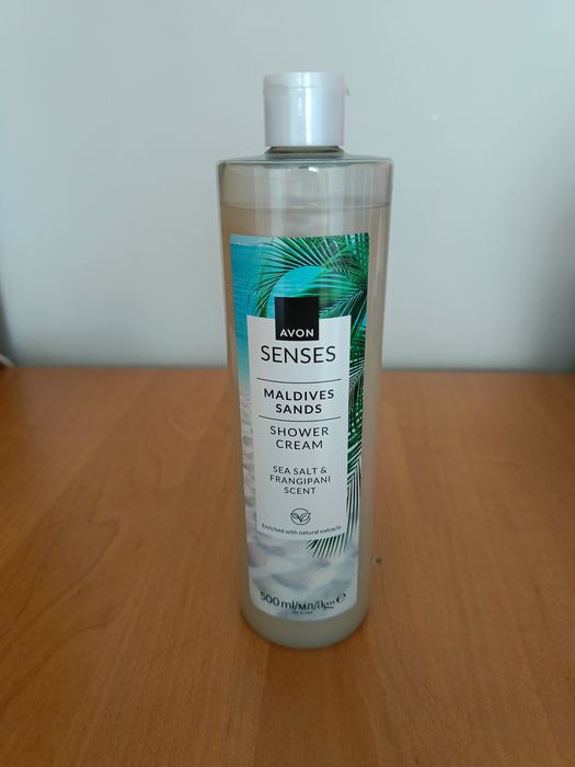 Żel pod prysznic Avon