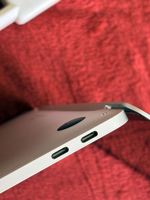 MacBook Pro Świetny Stan