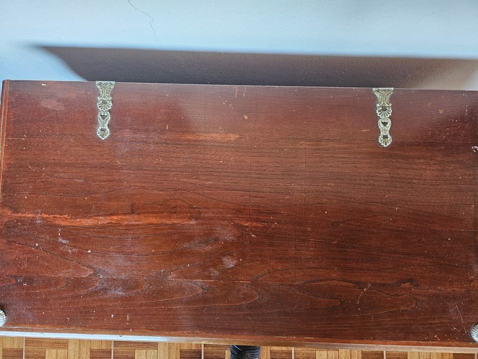 Arcas  Antigas em estado razoável