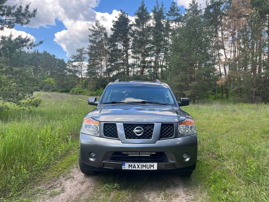 Продам Nissan Armada