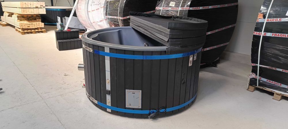 Balie ogrodowe z piecem na drewno, jacuzzi ogrodowe. Dostępne od ręki