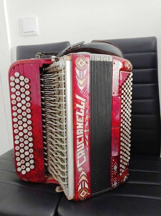 Acordeon Crucianell á 4ª voz