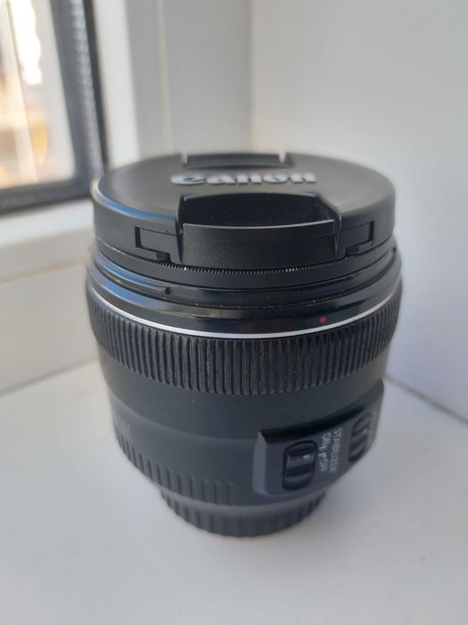 Продам Canon EF 35mm f/2 IS USM