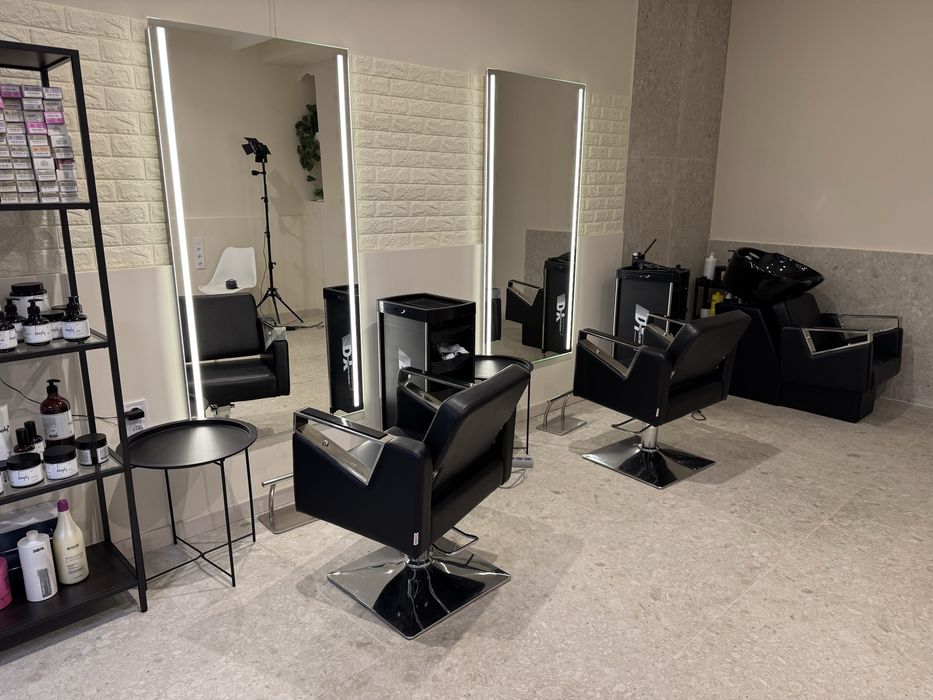 Оренда перукарського крісла