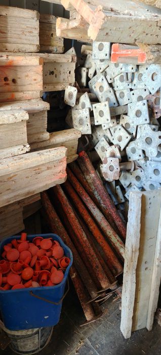 Material de Cofragem e Contentor