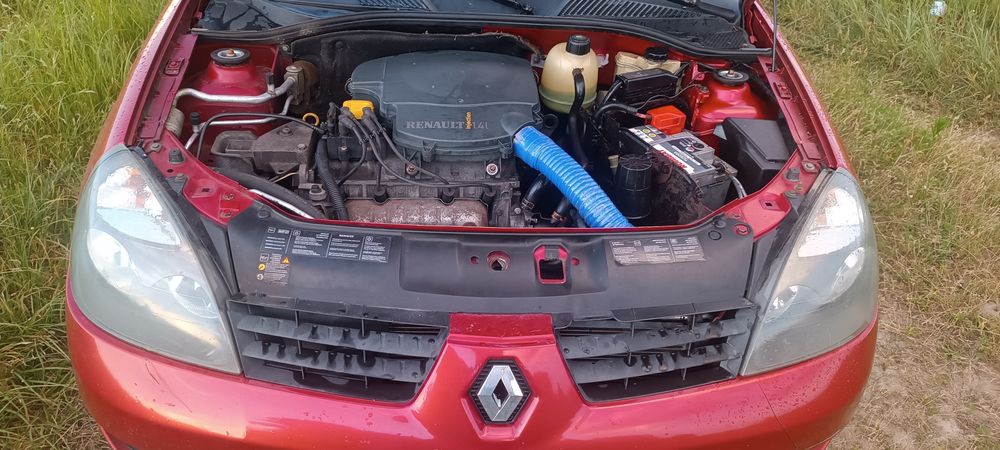 Renault Clio 2 . Simbol