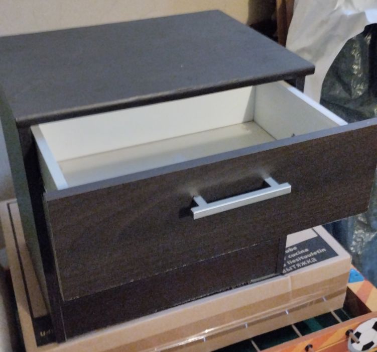 Mesinha de cabeceira