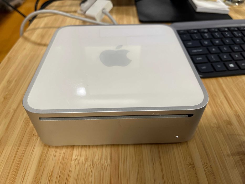 Apple Mac Mini 2009