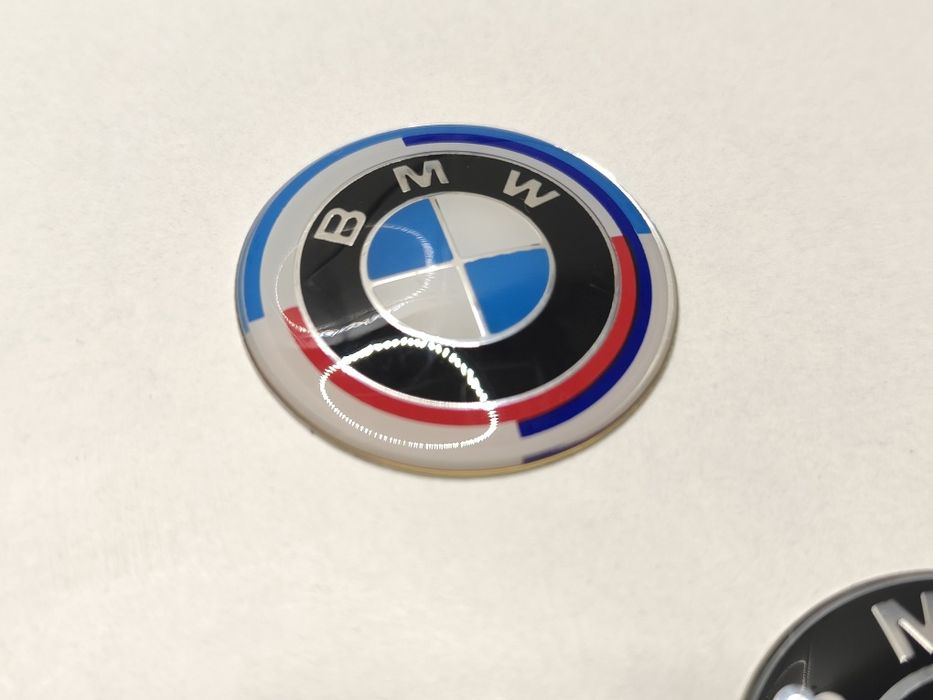 Emblema Volante BMW 45mm Capa Autocolante Logo Símbolo M Performance E36 E46 E90 E60 F10 F20 F30 X1 X3 X5 Novo