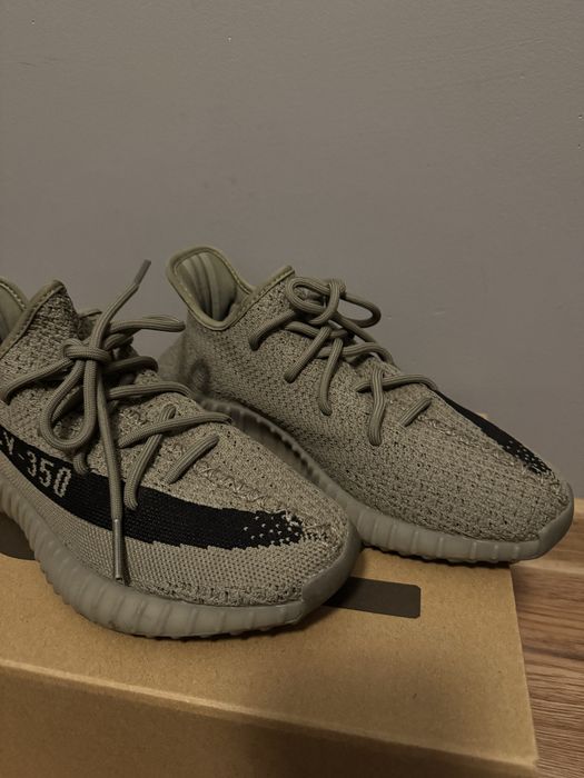 Yeezy boost 350 V2