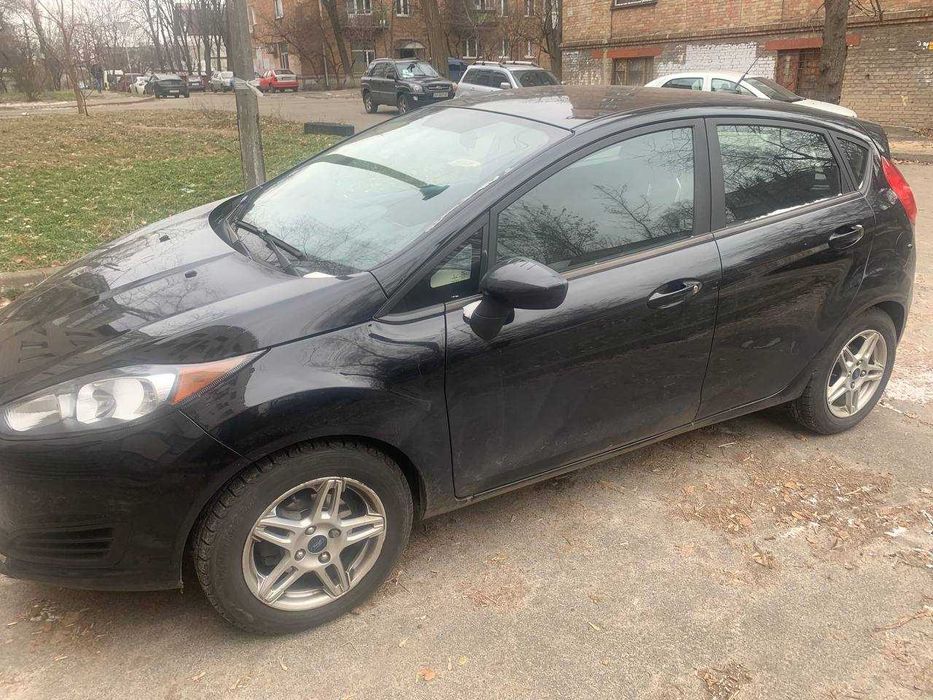 Аренда  под такси / Ford Fiesta / Аренда авто по Украине / Прокат авто