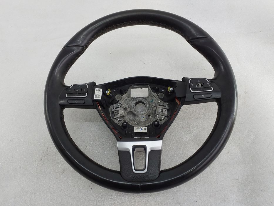 Volante de direção VOLKSWAGEN Golf VI (5K1)