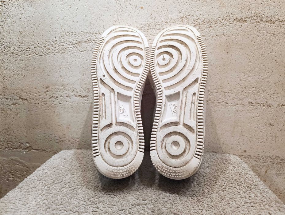 Damskie sneakersy NIKE AIR FORCE 1 SAGE LOW r.40 skóra st.bardzo dobry