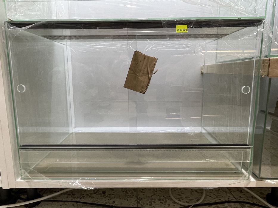 Nowe Terrarium 70x40x40cm. Drzwi przesuwne!