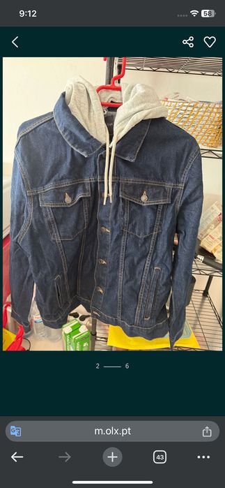 Jeans jacket with detachable hoodie