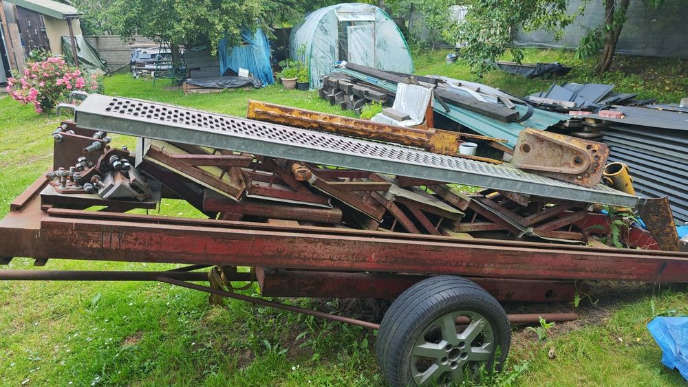 Rama blacharska naprawcza  docer z podnośnikiem