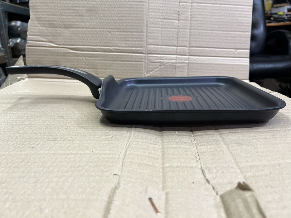 Сковорода-гриль Tefal 28см