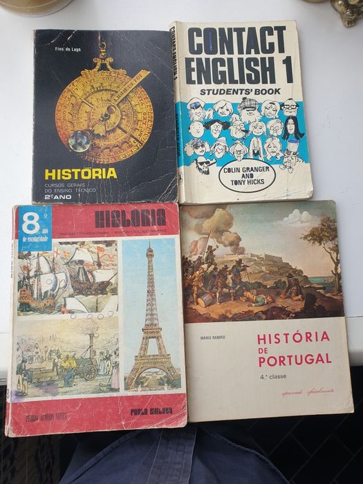 Livros antigos escolares