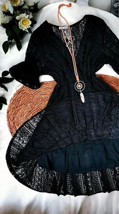 Czarna Sukienka Kopertowa Koronkowa Ażurowa Boho Hippie Gothic Premium