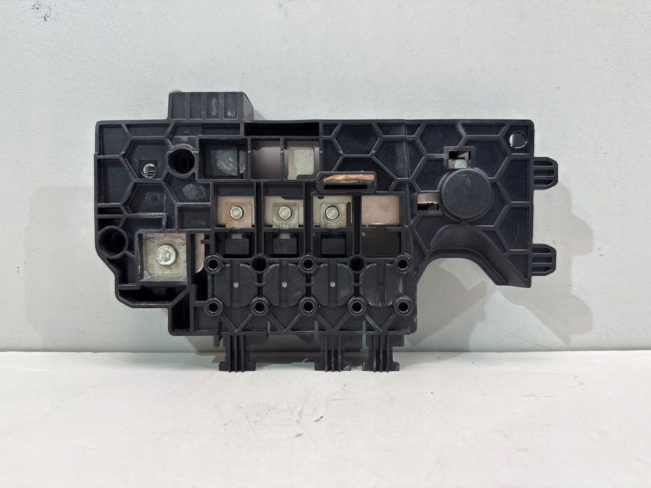 MERCEDES CLA X118 КОРОБКА ЗАПОБІЖНИКІВ A1775404407