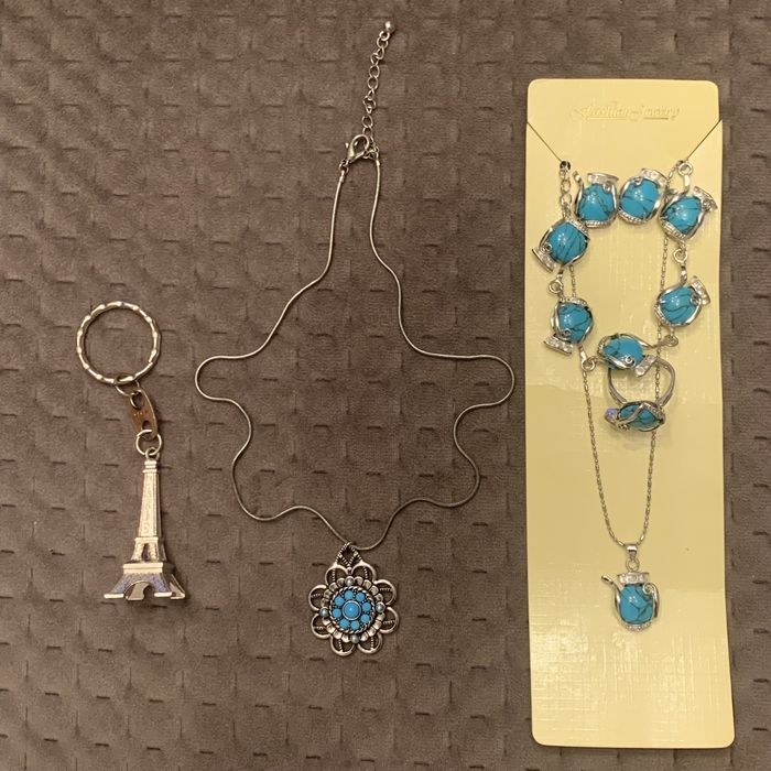 Біжутерія набір| прикраси| брелок