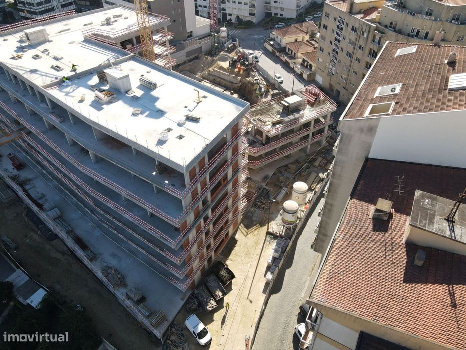 T1 Novo c/ Varanda no Centro de Gaia - Empreendimento Park Square