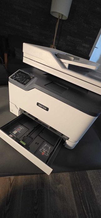 Impressora multifunções como nova. Xerox C235. Cores. Toner