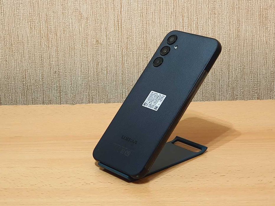 Смартфон Samsung Galaxy A14 SM-A145F 4/64Gb NFC Duos 5000 мА·год Black / Silver Оригінальний