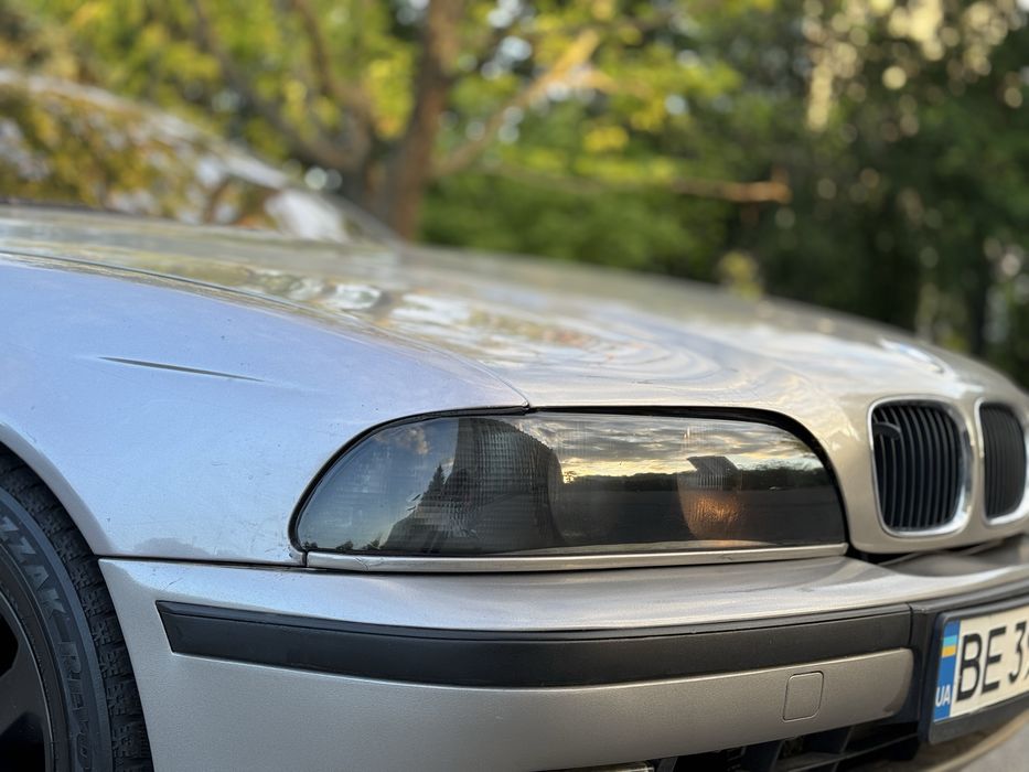 Продам BMW E39 528i