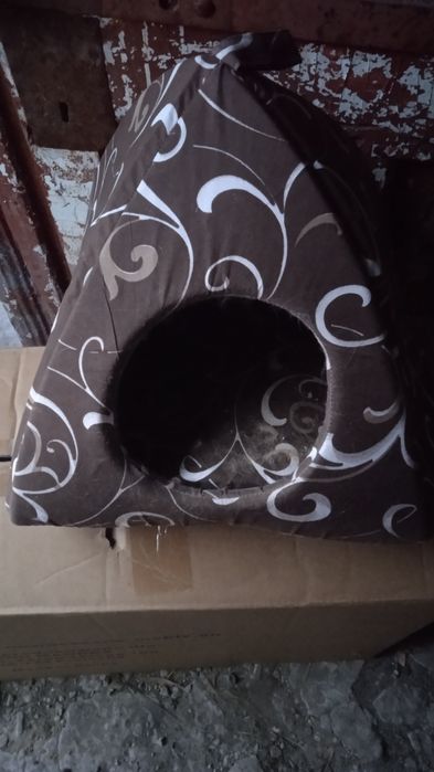 Продам домик для кота
