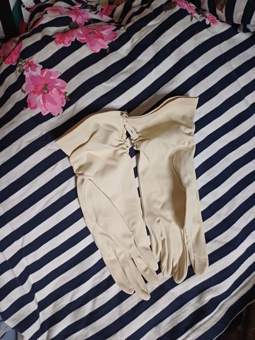 Перчатки весільні 8 розмір, новесенькі