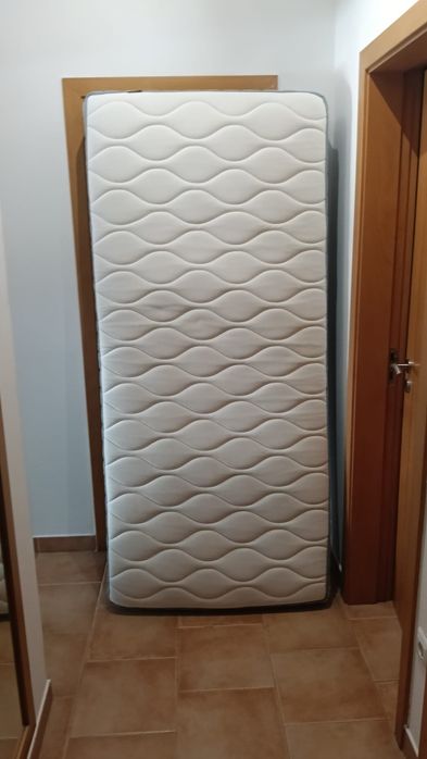 Colchão 90x200 IKEA 
[2