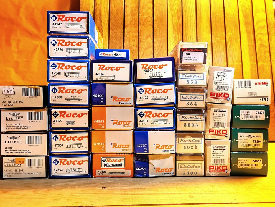 Modelismo ferroviário HO na caixa