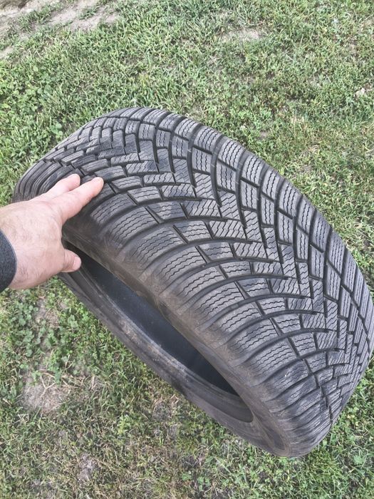 Sprzedam opony zimowe Barum 235/55/R17