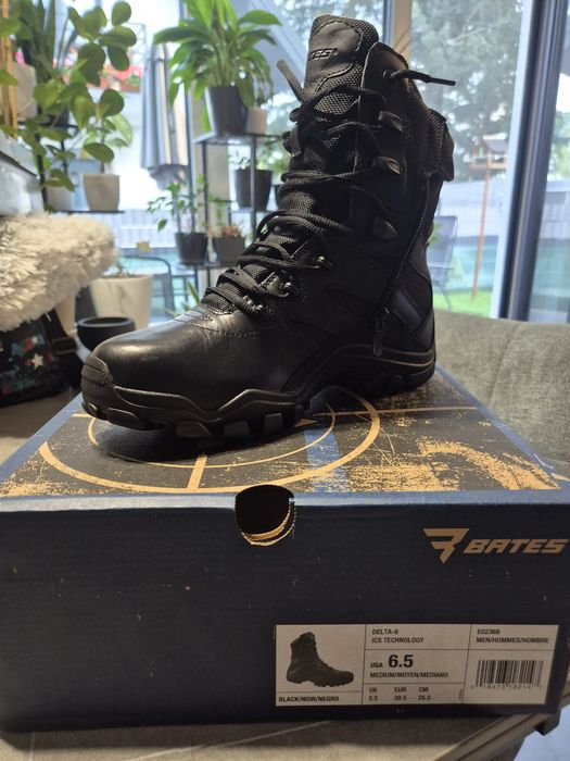 Buty unisex Bates 8 Delta Side Zip E02368 – czarne, rozmiar 39,5