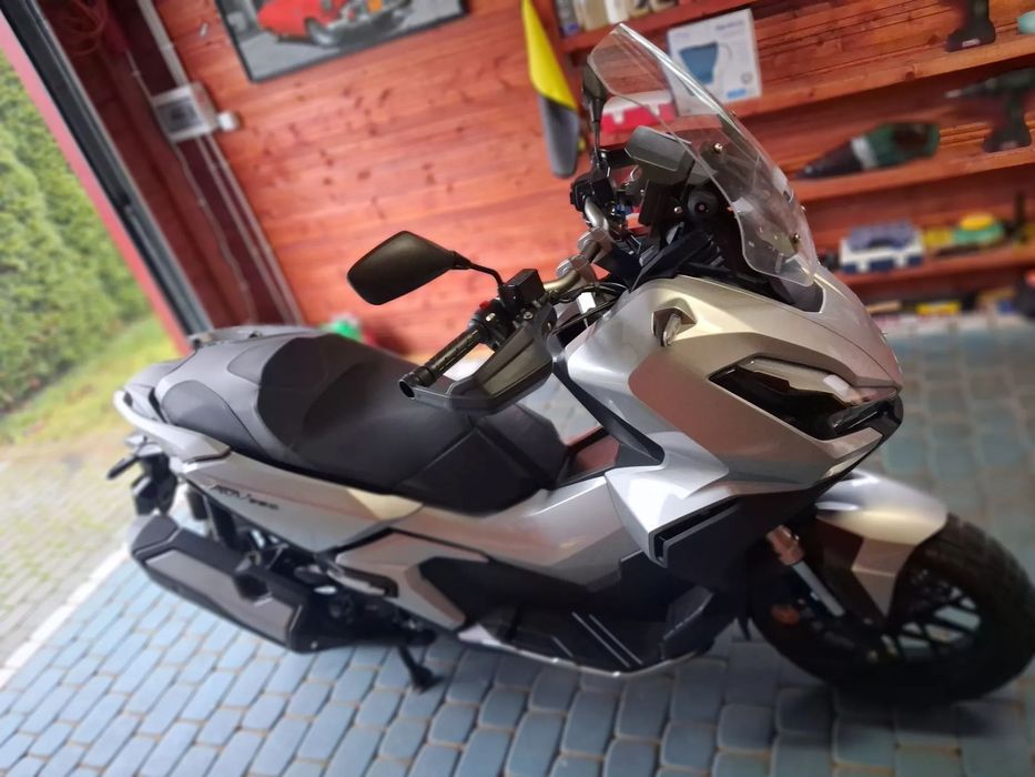 Honda ADV350 1 wł . Salon Polska * serwis ASO HONDA * na dotarciu tylko 9000km *
