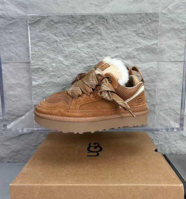 UGG Lowmel Sand r.38
