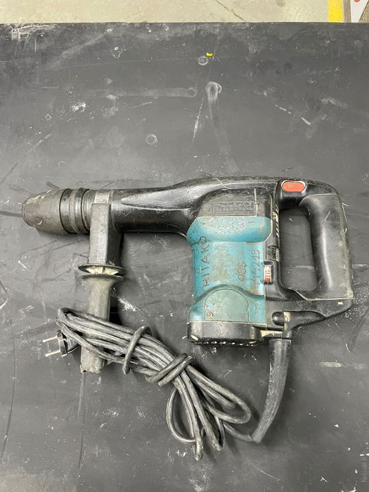 Młot Udarowy MAKITA HM0860C Używany