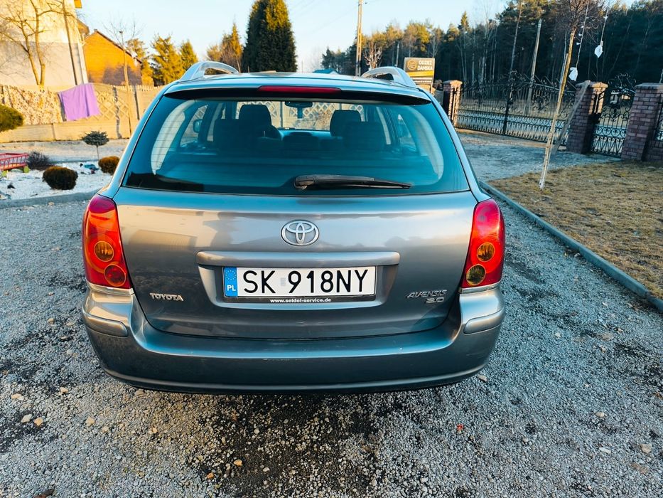 Toyota Avensis bardzk dobry stan sprawna klimatyzacja