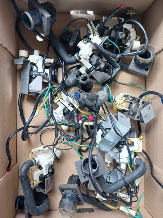 vendo bombas de condensados para cassete de AC